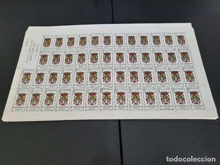 Sellos: Pliegos de escudos capitales de provincias espa&ntilde;olas - Foto 40