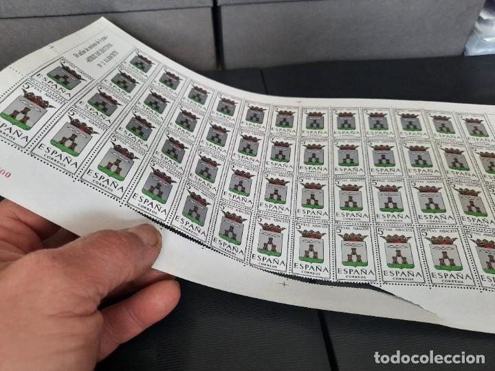 Sellos: Pliegos de escudos capitales de provincias espa&ntilde;olas - Foto 117