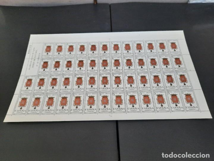 Sellos: Pliegos de escudos capitales de provincias espa&ntilde;olas - Foto 36
