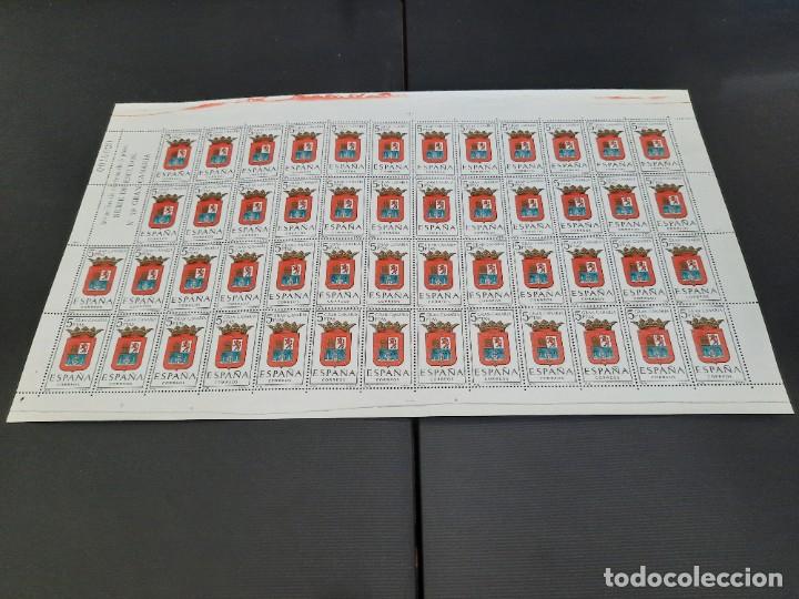 Sellos: Pliegos de escudos capitales de provincias espa&ntilde;olas - Foto 38