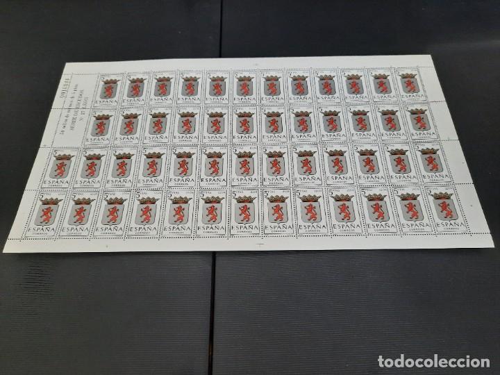 Sellos: Pliegos de escudos capitales de provincias espa&ntilde;olas - Foto 55