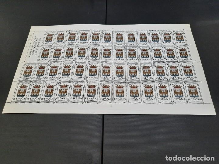 Sellos: Pliegos de escudos capitales de provincias espa&ntilde;olas - Foto 77