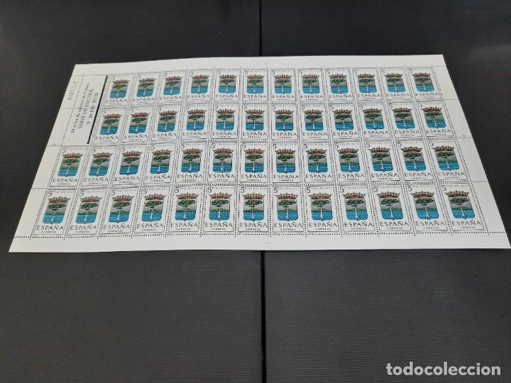 Sellos: Pliegos de escudos capitales de provincias espa&ntilde;olas - Foto 79