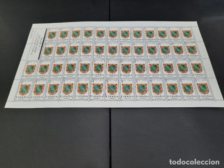 Sellos: Pliegos de escudos capitales de provincias espa&ntilde;olas - Foto 81