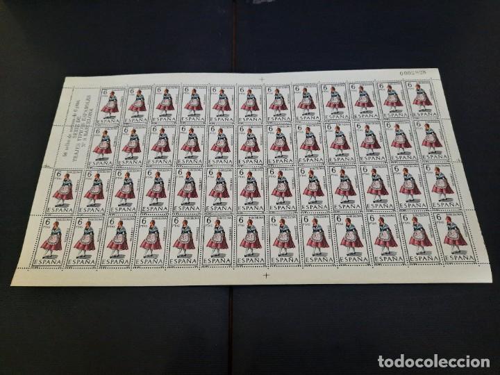 Sellos: Pliegos de sellos .Trajes tipicos espa&ntilde;oles - Foto 16