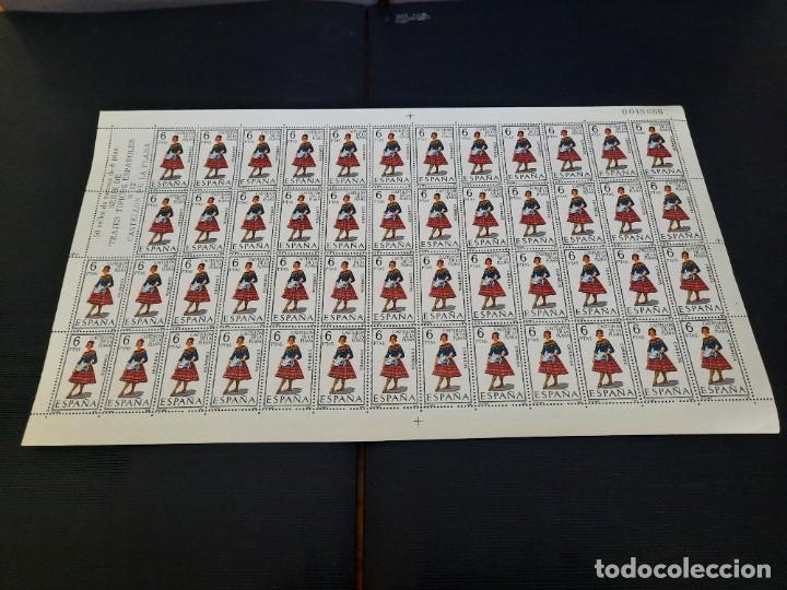Sellos: Pliegos de sellos .Trajes tipicos espa&ntilde;oles - Foto 24