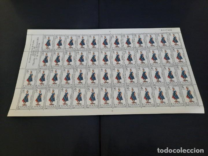 Sellos: Pliegos de sellos .Trajes tipicos espa&ntilde;oles - Foto 44