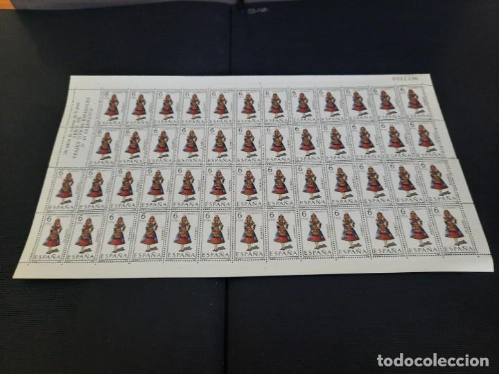 Sellos: Pliegos de sellos .Trajes tipicos espa&ntilde;oles - Foto 80