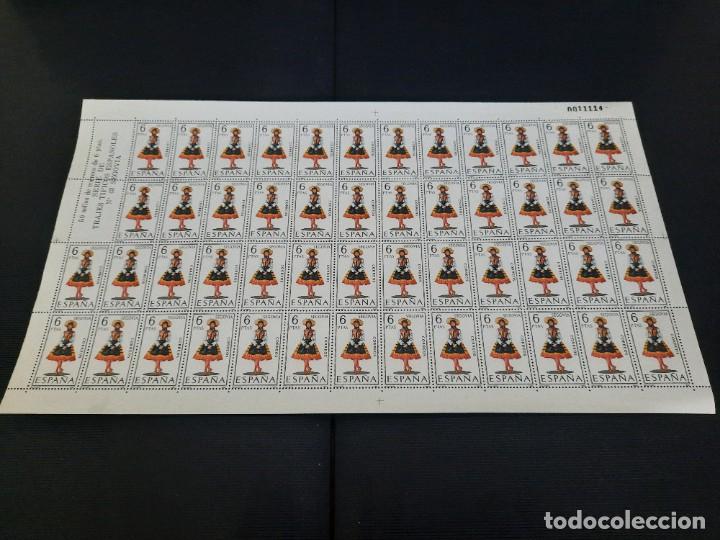 Sellos: Pliegos de sellos .Trajes tipicos espa&ntilde;oles - Foto 86