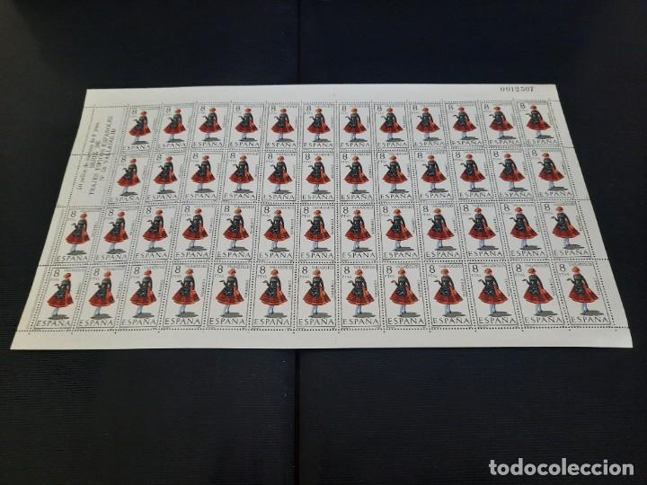 Sellos: Pliegos de sellos .Trajes tipicos espa&ntilde;oles - Foto 100
