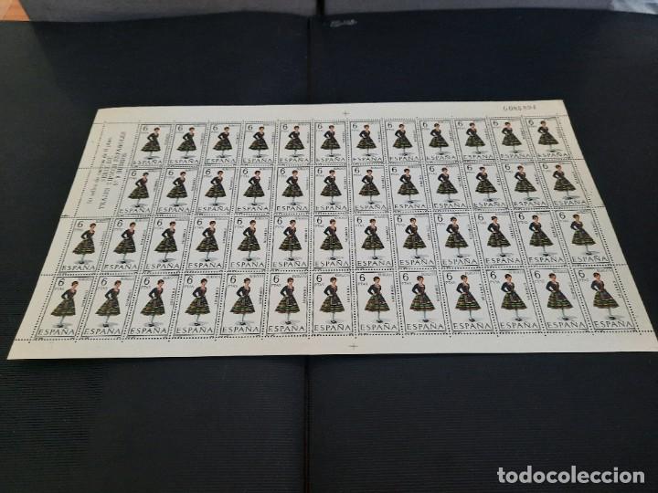 Sellos: Pliegos de sellos .Trajes tipicos espa&ntilde;oles - Foto 18