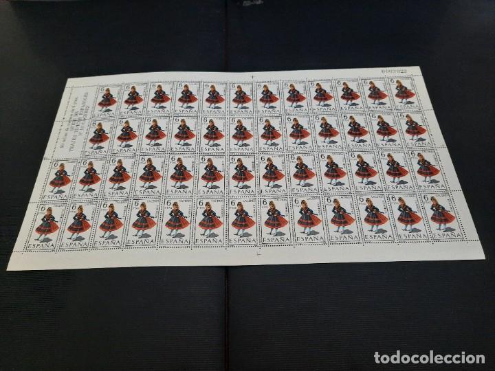 Sellos: Pliegos de sellos .Trajes tipicos espa&ntilde;oles - Foto 20