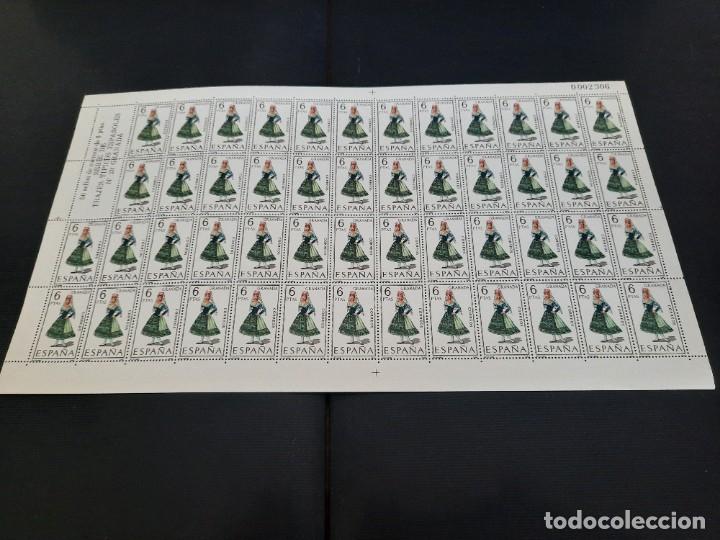 Sellos: Pliegos de sellos .Trajes tipicos espa&ntilde;oles - Foto 40