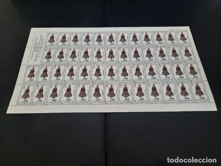 Sellos: Pliegos de sellos .Trajes tipicos espa&ntilde;oles - Foto 42