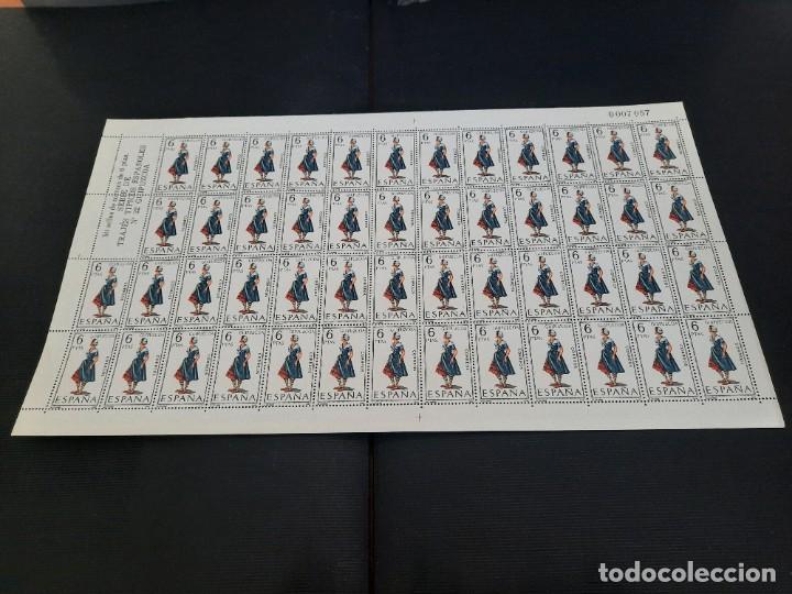 Sellos: Pliegos de sellos .Trajes tipicos espa&ntilde;oles - Foto 44