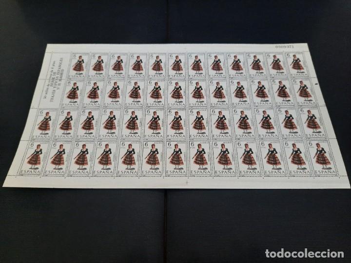 Sellos: Pliegos de sellos .Trajes tipicos espa&ntilde;oles - Foto 62