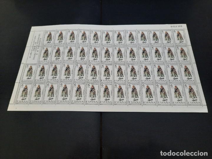Sellos: Pliegos de sellos .Trajes tipicos espa&ntilde;oles - Foto 92