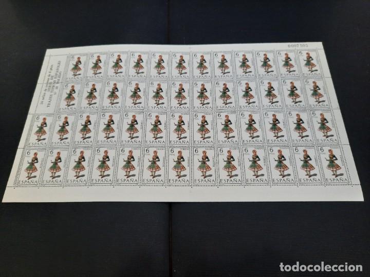 Sellos: Pliegos de sellos .Trajes tipicos espa&ntilde;oles - Foto 96