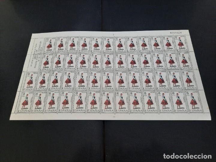 Sellos: Pliegos de sellos .Trajes tipicos espa&ntilde;oles - Foto 102