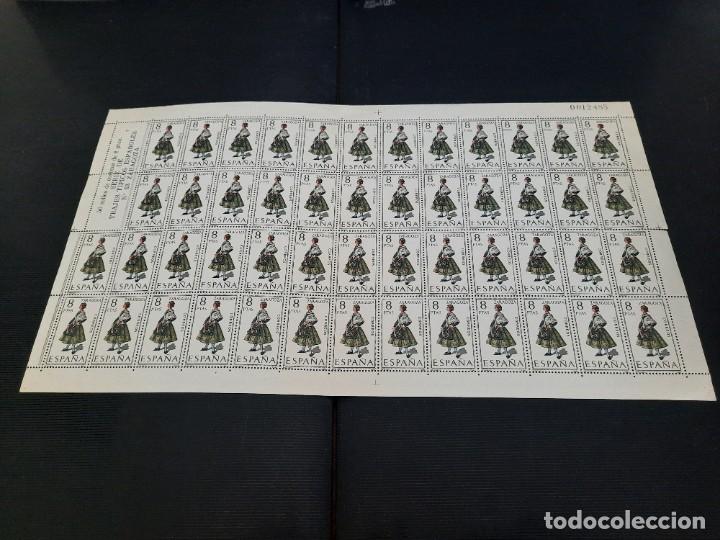 Sellos: Pliegos de sellos .Trajes tipicos espa&ntilde;oles - Foto 106