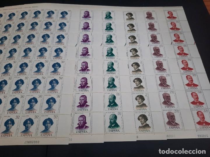 Sellos: Pliegos de sellos literatos espa&ntilde;oles - Foto 1
