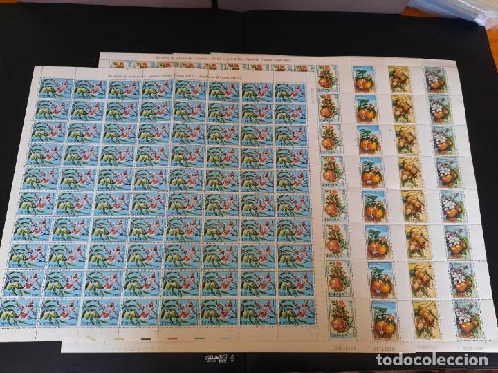 Sellos: Pliegos de sellos 1975. Flora - Foto 1