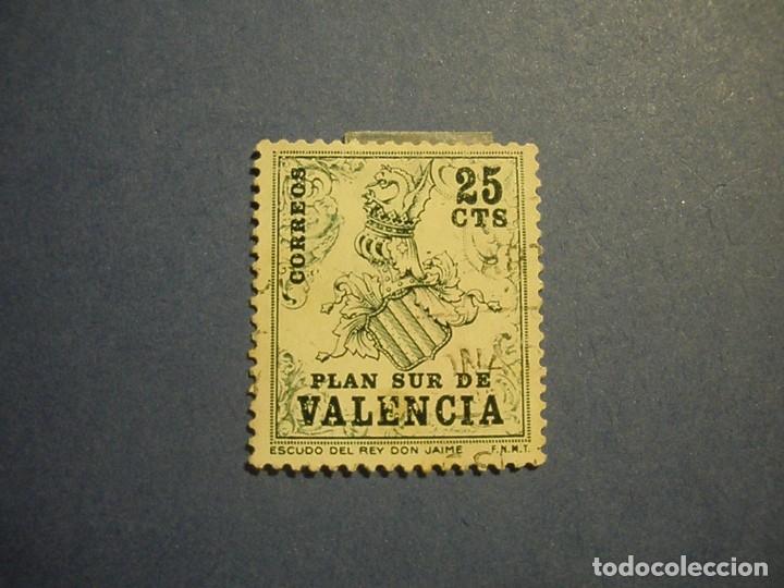 Sellos: VALENCIA - PLAN SUR 1963 - ESCUDO - EDIFIL 1. - Foto 1