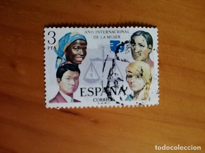 Sellos: A&Ntilde;O 1975 - EDIFIL 2264 - SERIE: A&Ntilde;O INTERNACIONAL DE LA MUJER.