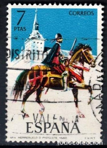 Sellos: ESPA&Ntilde;A 1973 - EDIFIL 2142 - UNIFORMES MILITARES - Foto 1