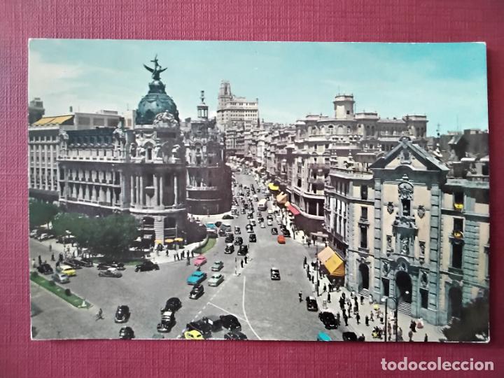 Sellos: POSTAL circulada 1960 DE MADRID A BARCELONA - Foto 2