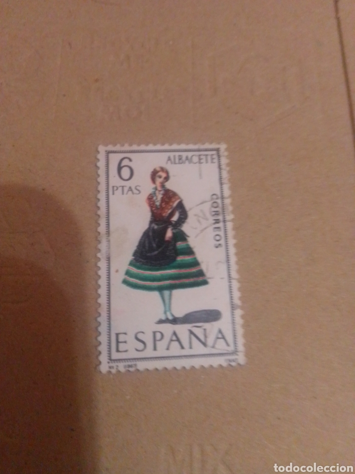 Sellos: Espa&ntilde;a trajes t&iacute;picos 1768 1967 - Foto 1