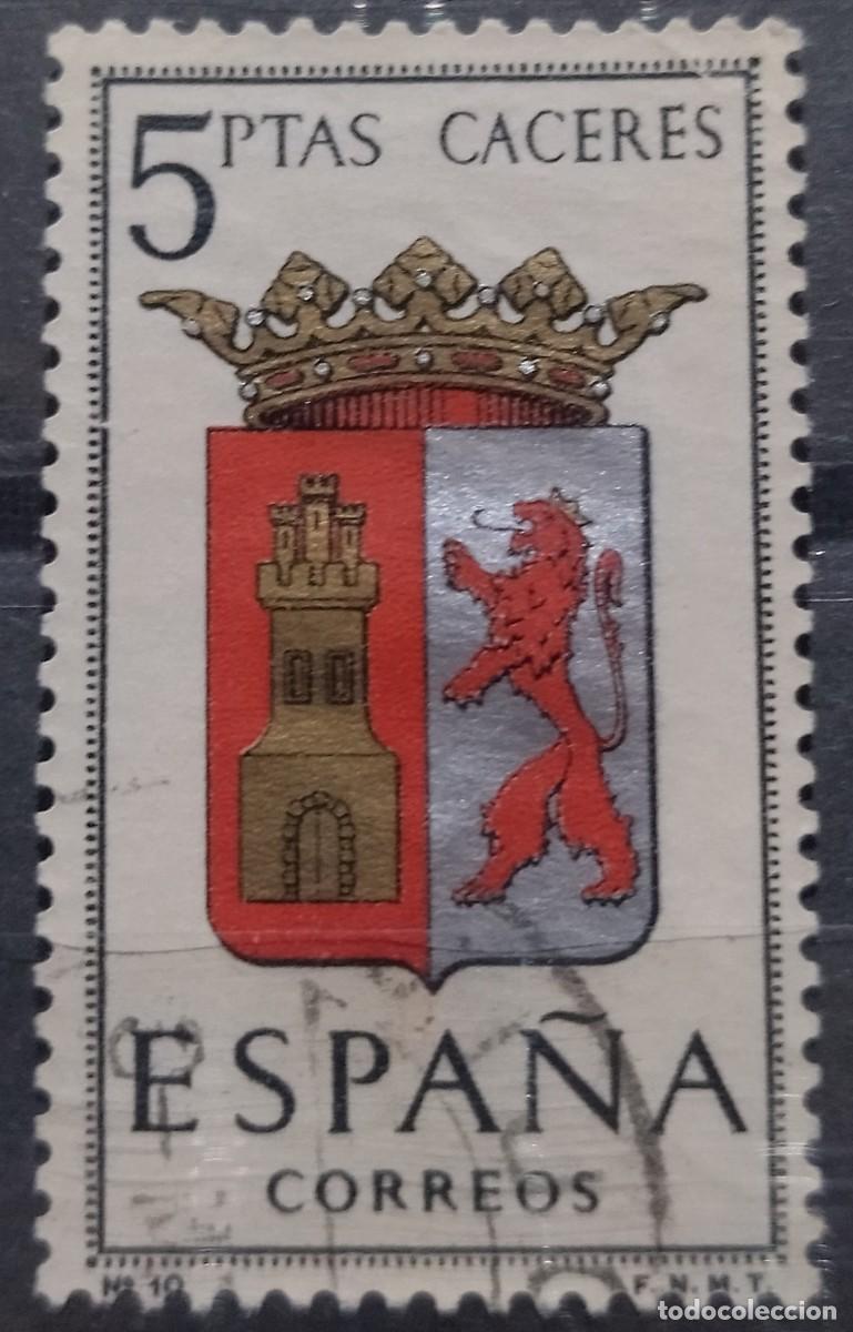 Sellos: ESPA&Ntilde;A 1962 Escudos. C&aacute;ceres. USADO. - Foto 1