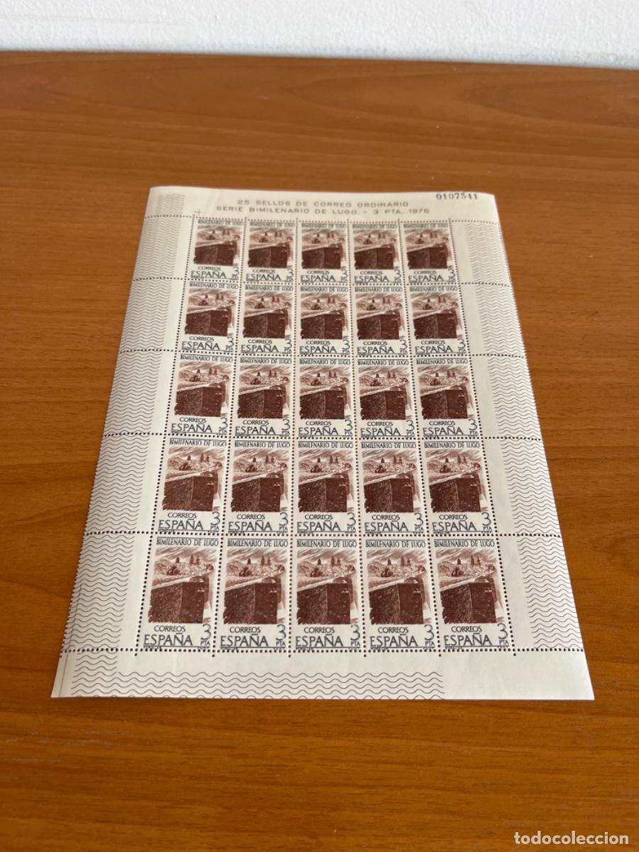 Sellos: Pliegos de sellos 1976 . Bimilenario de Lugo - Foto 3