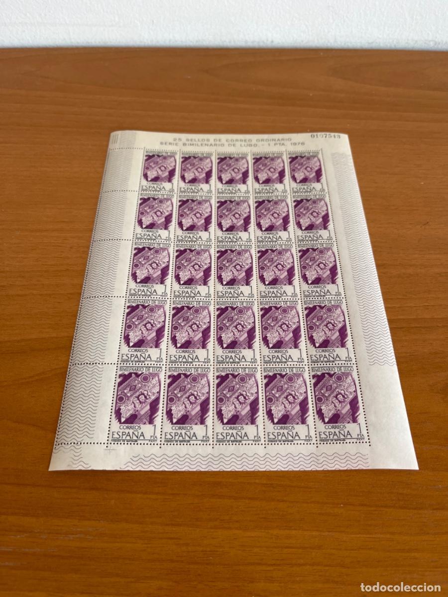 Sellos: Pliegos de sellos 1976 . Bimilenario de Lugo - Foto 2
