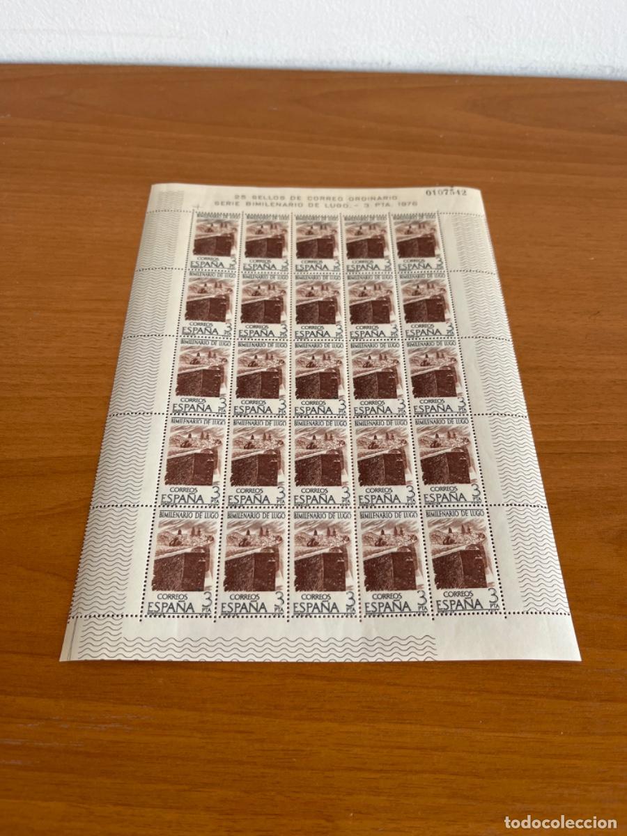 Sellos: Pliegos de sellos 1976 . Bimilenario de Lugo - Foto 4