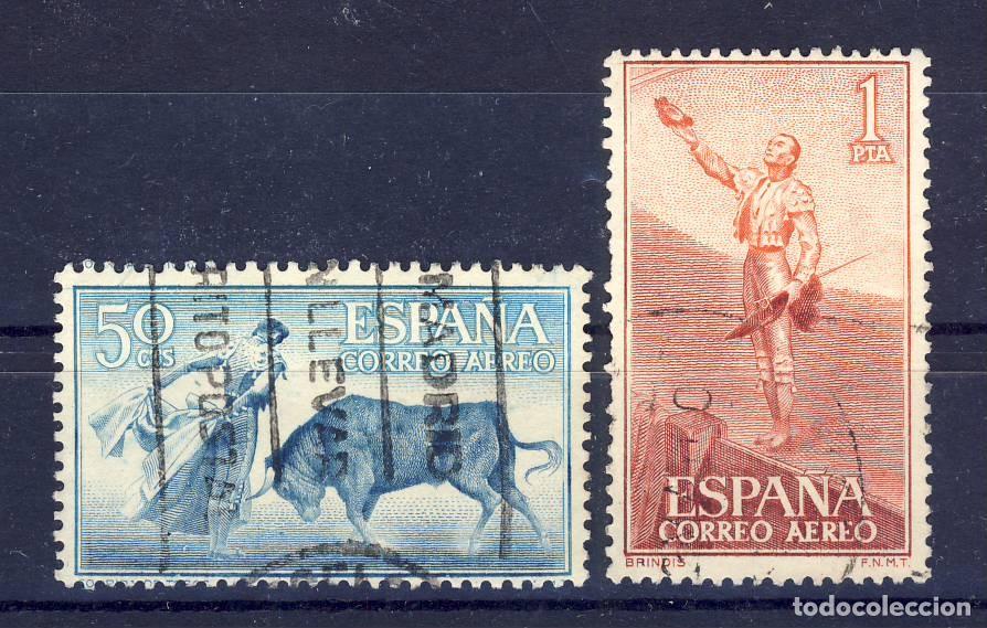 Sellos: 1960.- FIESTA NACIONAL.- TAUROMAQUIA.- CORREO A&Eacute;REO.- ED. 1267-68.- (01)