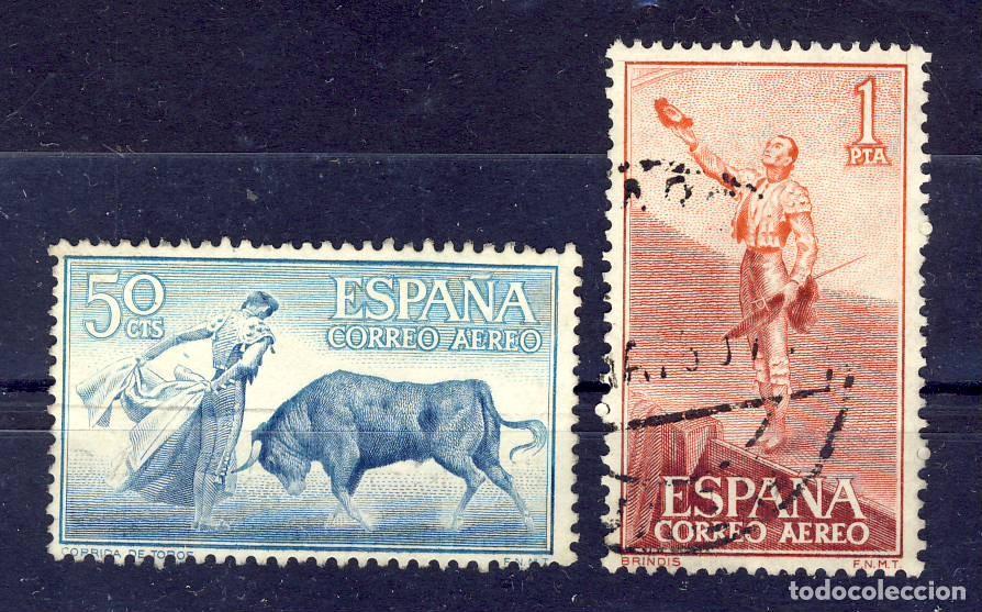 Sellos: 1960.- FIESTA NACIONAL.- TAUROMAQUIA.- CORREO A&Eacute;REO.- ED. 1267-68.- (1)