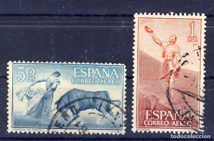 Sellos: 1960.- FIESTA NACIONAL.- TAUROMAQUIA.- CORREO A&Eacute;REO.- ED. 1267-68.- (3)
