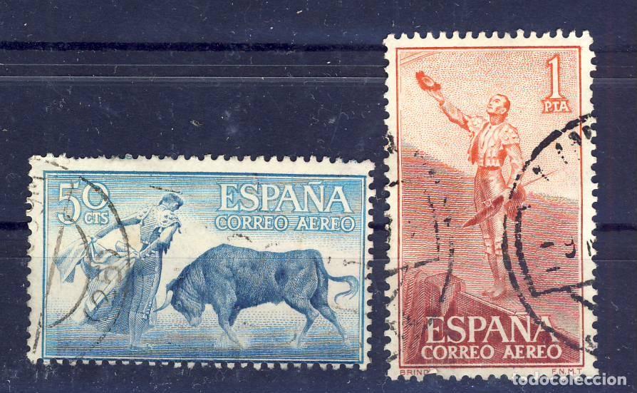 Sellos: 1960.- FIESTA NACIONAL.- TAUROMAQUIA.- CORREO A&Eacute;REO.- ED. 1267-68.- (4)