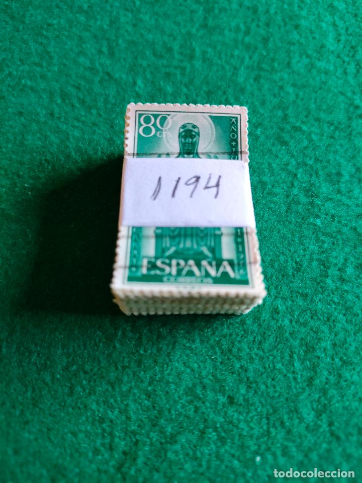 Sellos: PASTILLA DE 100 SELLOS USADOS