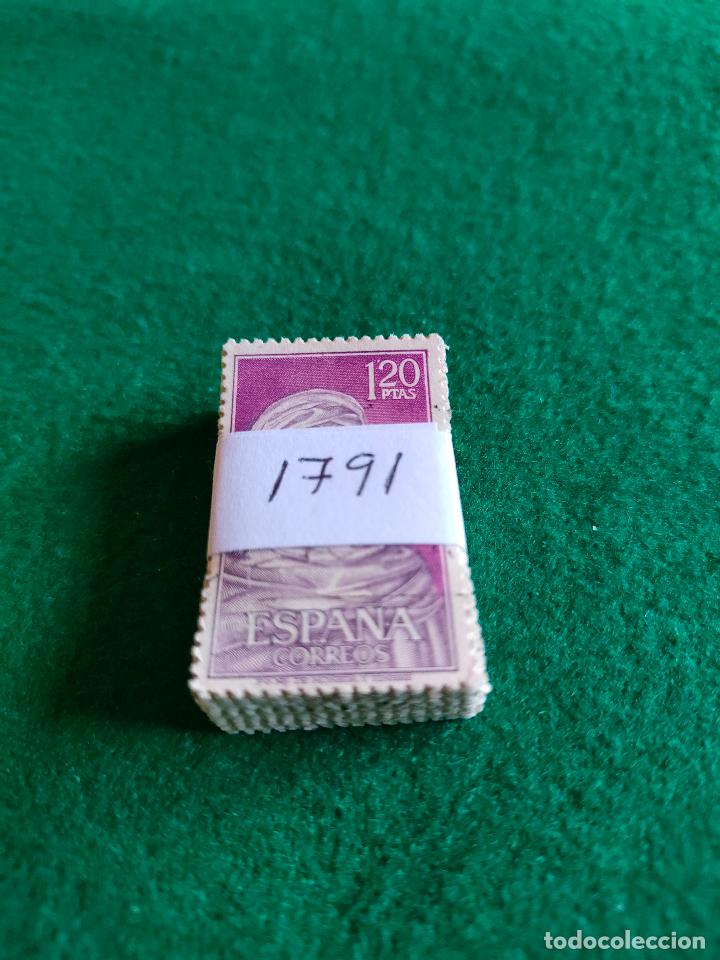 Sellos: PASTILLA DE 100 SELLOS USADOS
