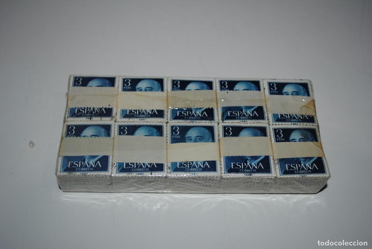 Stamps: 2000 SELLOS USADOS- EFIGIE FRANCO- EN PASTILLAS DE 100 - PERFECTO ESTADO - EDIF:1159 - A&Ntilde;O 1955