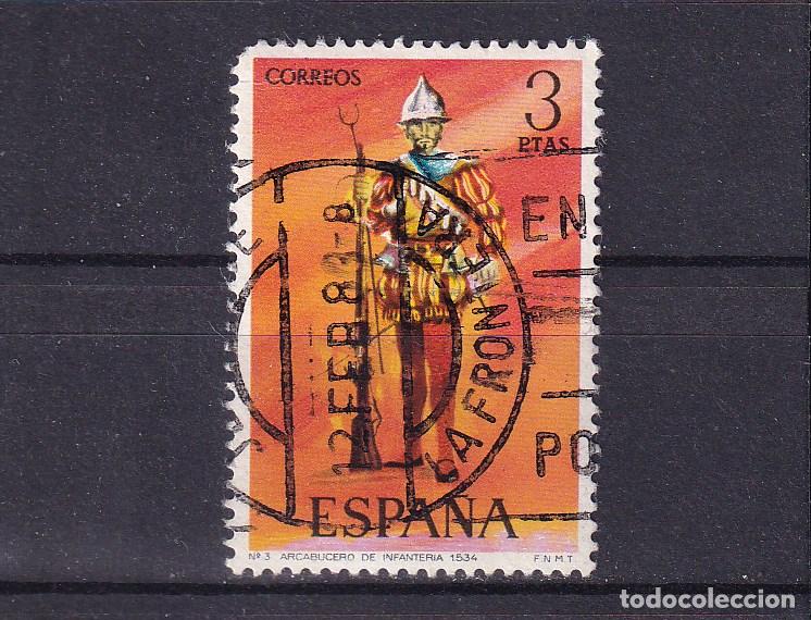 Sellos: ESPA&Ntilde;A 2141 usada, UNIFORMES MILITARES, - Foto 1