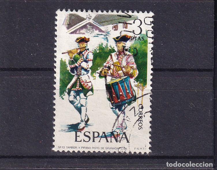 Sellos: ESPA&Ntilde;A 2199 usada, UNIFORMES MILITARES, - Foto 1