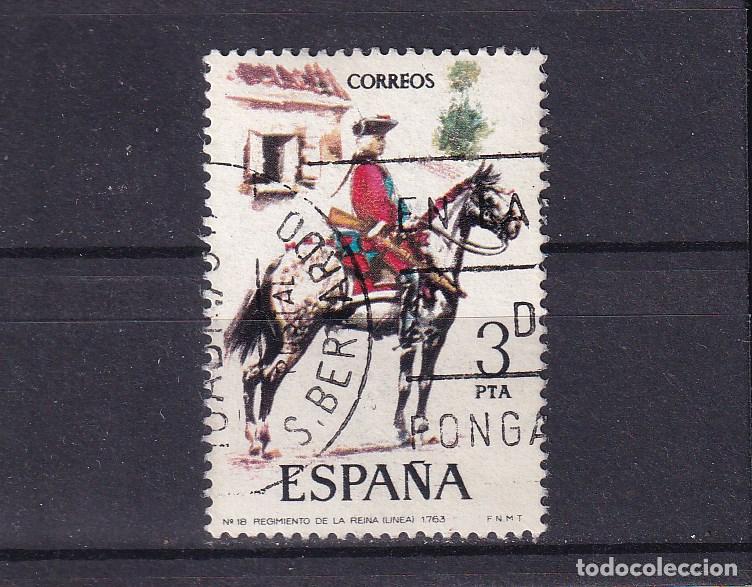 Sellos: ESPA&Ntilde;A 2238 usada, UNIFORME MILITARES - Foto 1