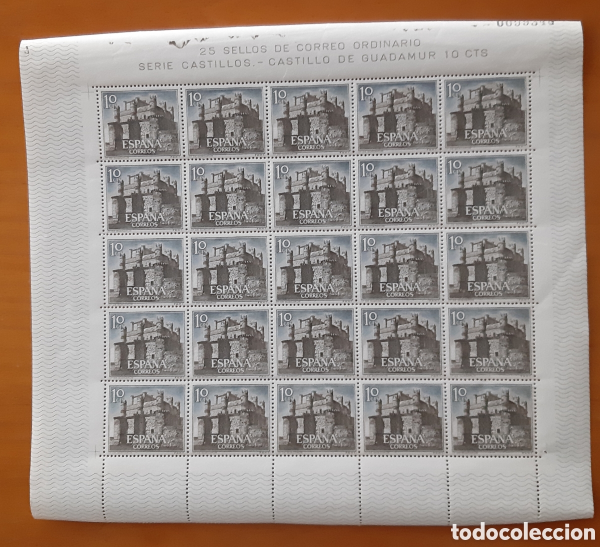 Sellos: Sellos Castillo de Guadamur. A&ntilde;o 1966 - Foto 1