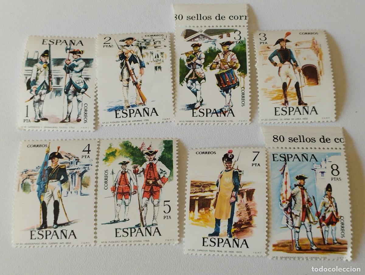 Sellos: CORREOS ESPA&Ntilde;A UNIFORMES MILITARES - Foto 1