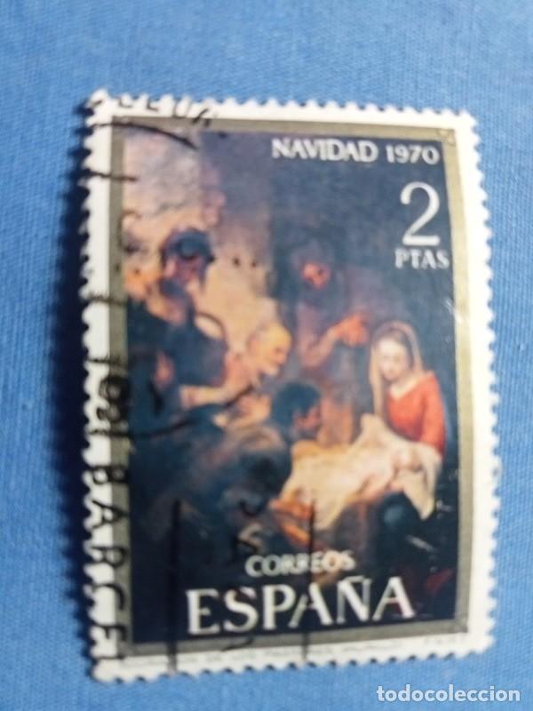 Sellos: sello Espa&ntilde;a 2 ptas Navidad 1970 - Foto 1