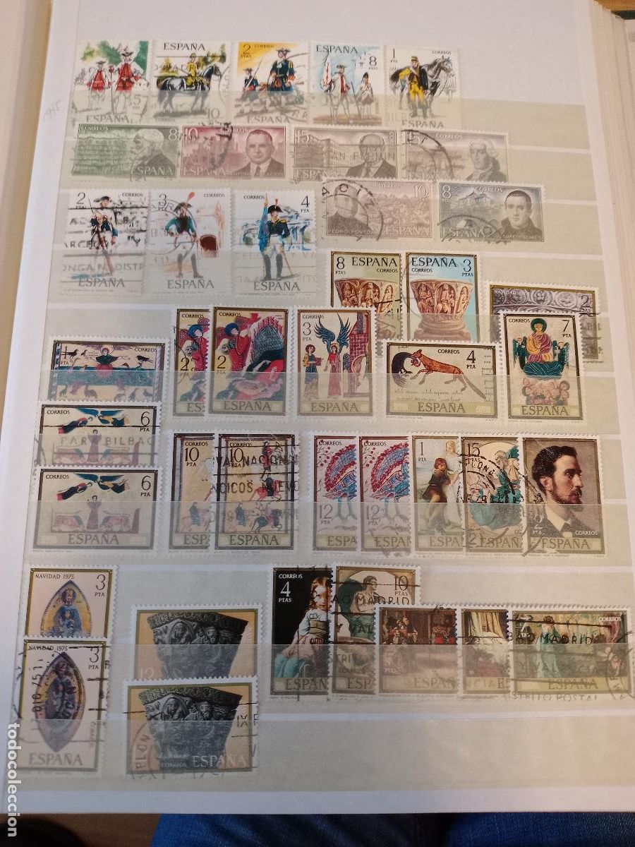Sellos: Espa&ntilde;a: 41 sellos nuevos y usados - Foto 1