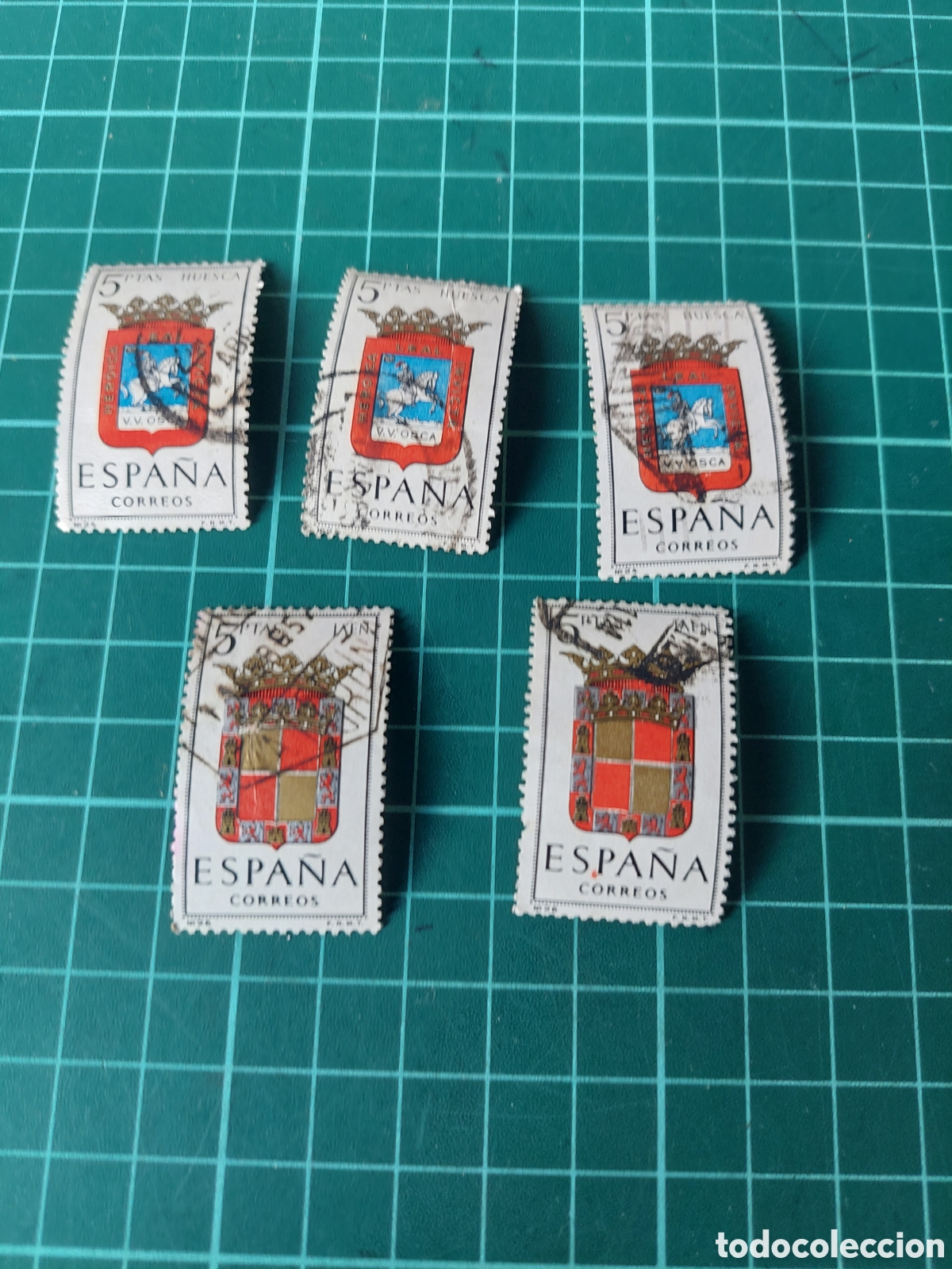 Sellos: Huesca y Ja&eacute;n escudos usados - Foto 1
